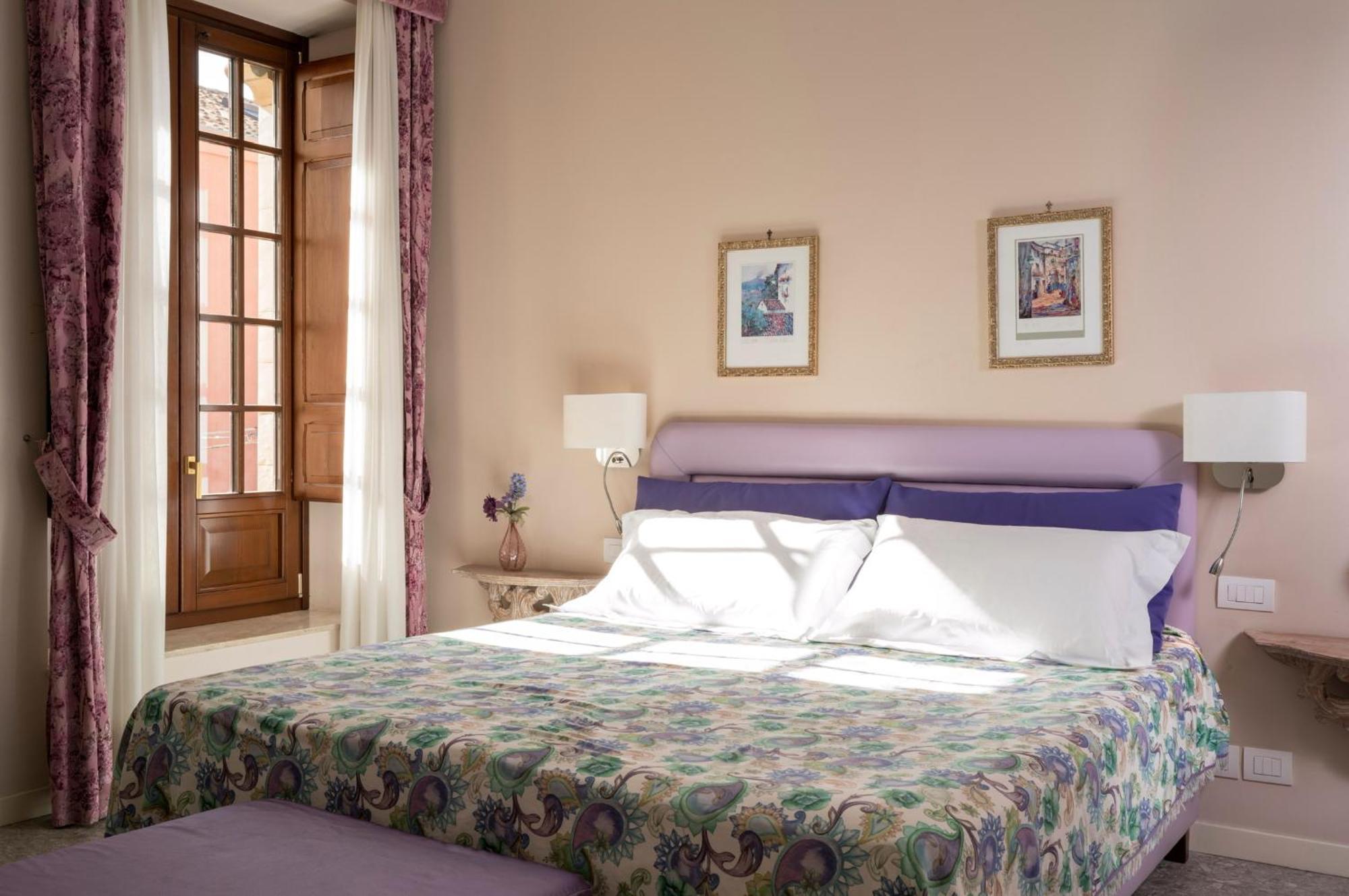 Porta Di Mezzo Luxury Suites & Rooms 타오르미나 외부 사진